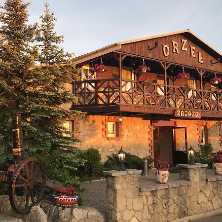 Hotel Orzel Zamość エクステリア 写真
