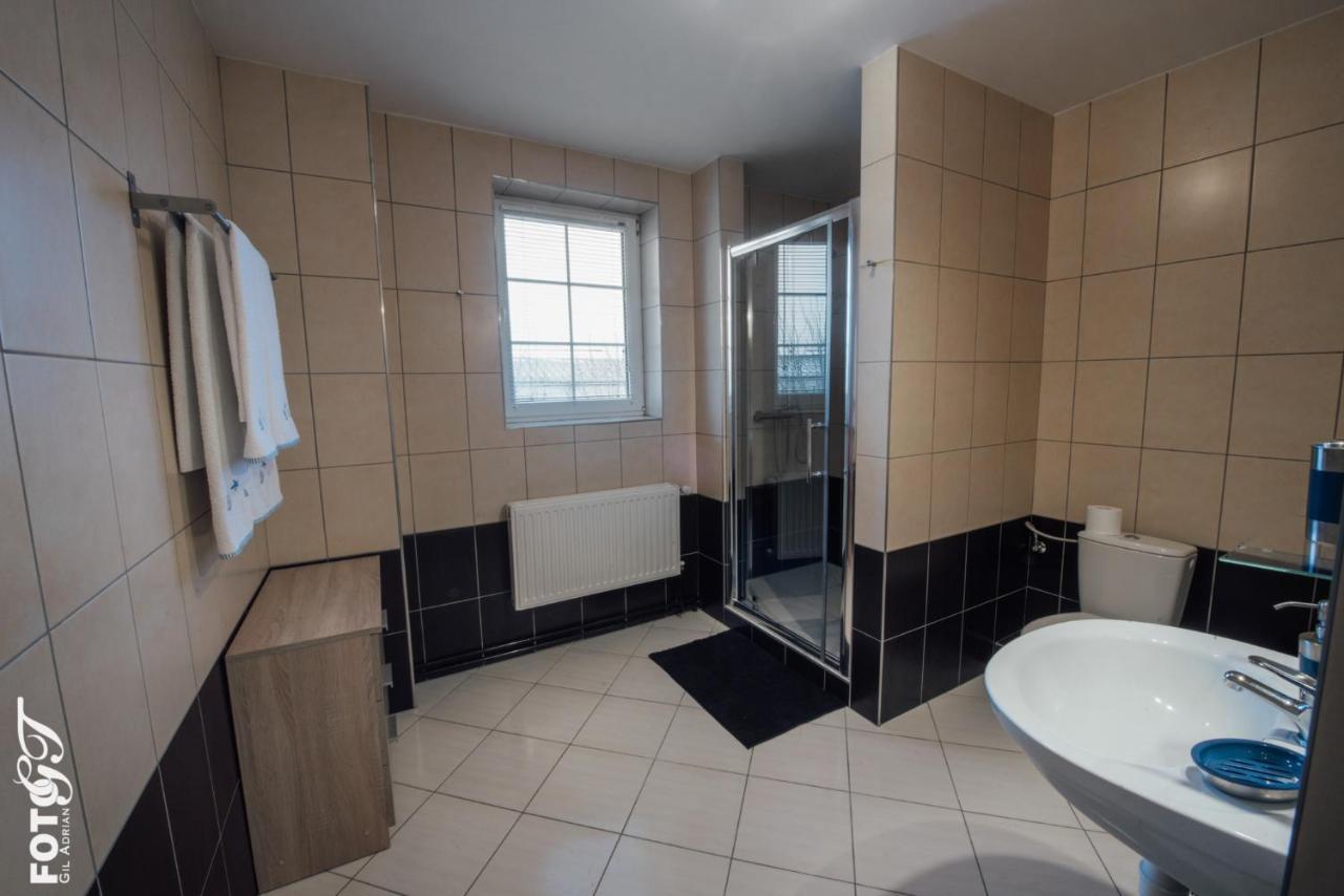 Hotel Orzel Zamość エクステリア 写真
