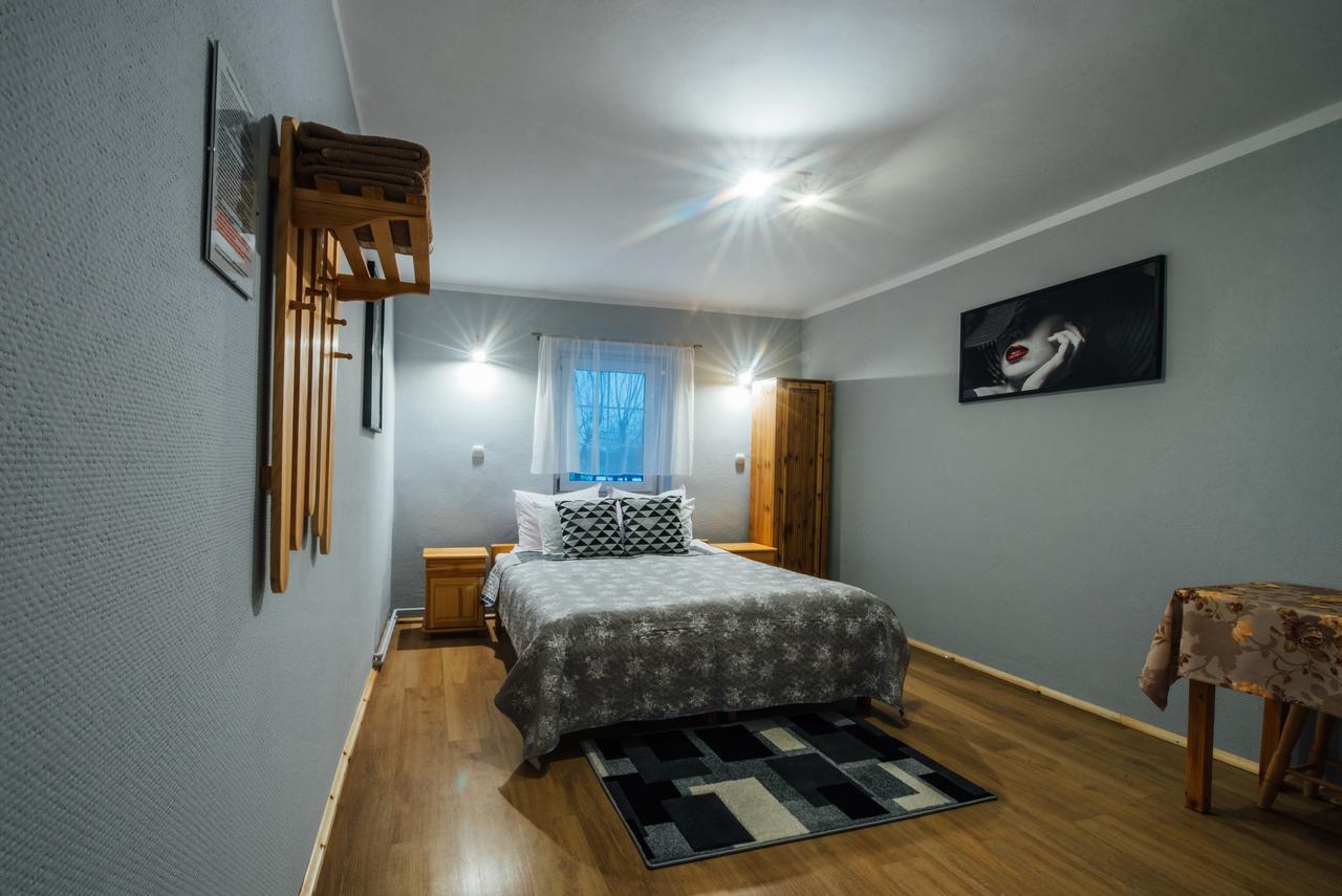 Hotel Orzel Zamość エクステリア 写真