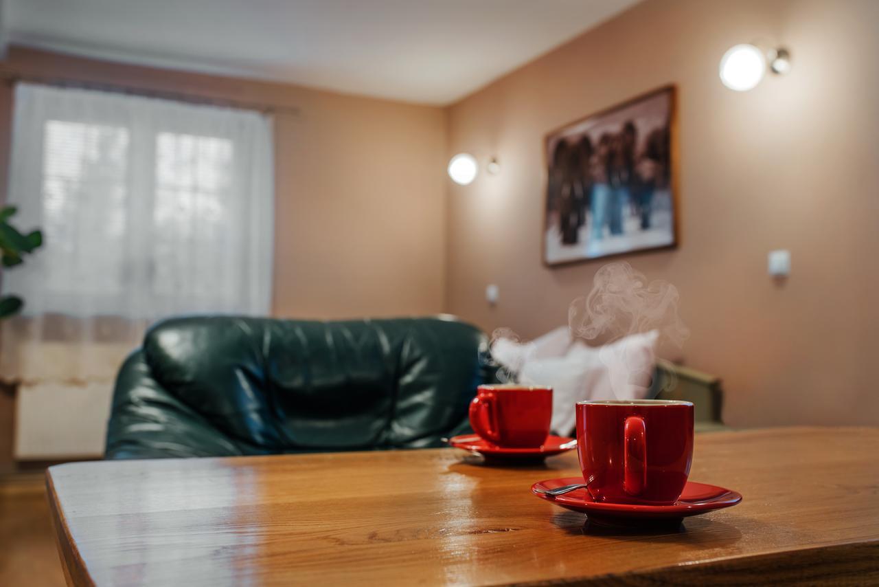 Hotel Orzel Zamość エクステリア 写真