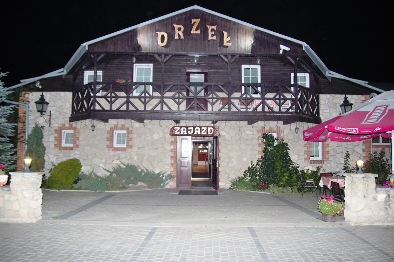 Hotel Orzel Zamość エクステリア 写真